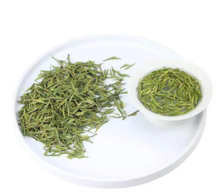 Zhe Jiang White Silver Needle Tea